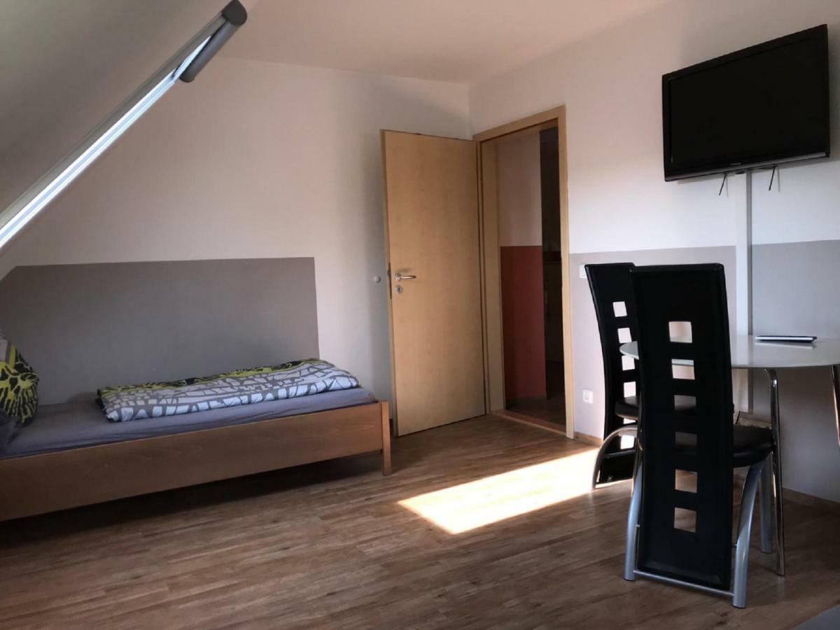 Ferienwohnung Asum ダージンク エクステリア 写真